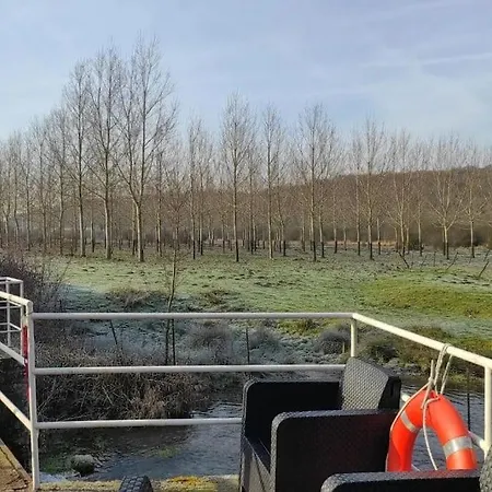 Au Moulin Des Pres - 15 Couchages Au Bord De L'eau *
