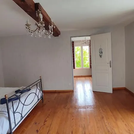 Au Moulin Des Pres - 15 Couchages Au Bord De L'eau Casa de Férias *